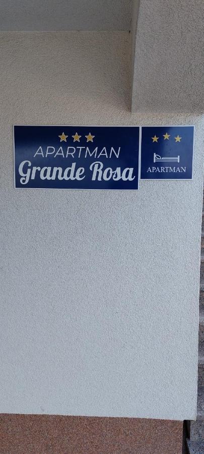 Appartamento Grande Rosa Vrulje  Esterno foto
